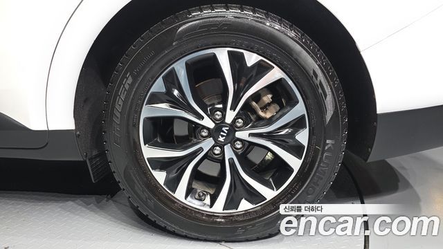Kia Canival 2021 — photo 7
