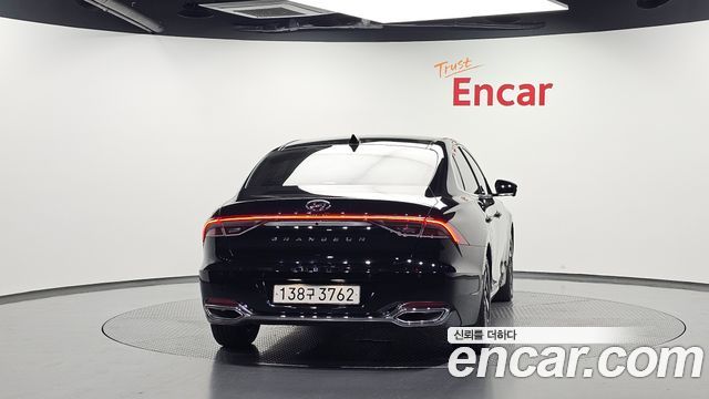 Hyundai Grandeur 2023 — photo 4
