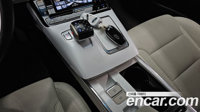 Hyundai Grandeur 2023 — photo 12