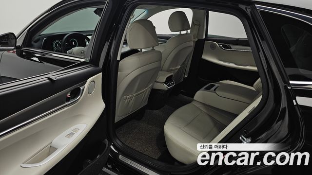 Hyundai Grandeur 2023 — photo 18