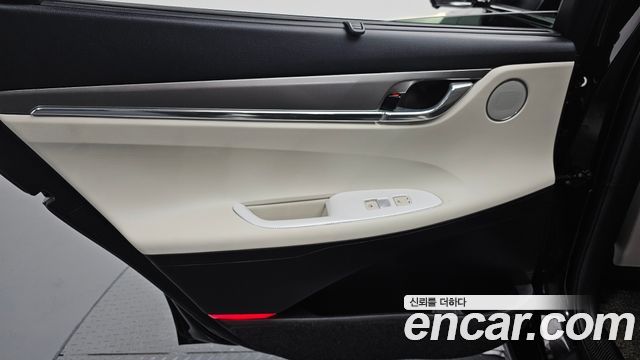 Hyundai Grandeur 2023 — photo 15