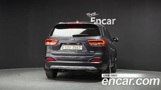Kia Sorento 2017 — photo 4