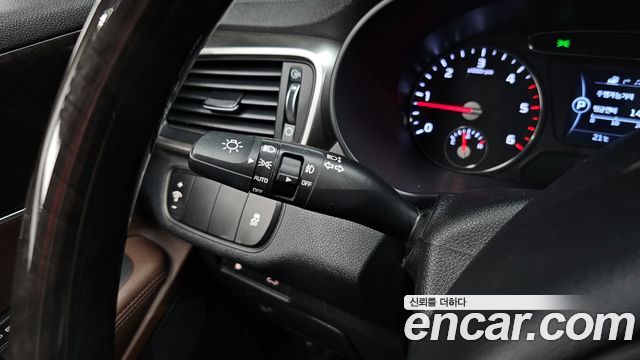 Kia Sorento 2017 — photo 23
