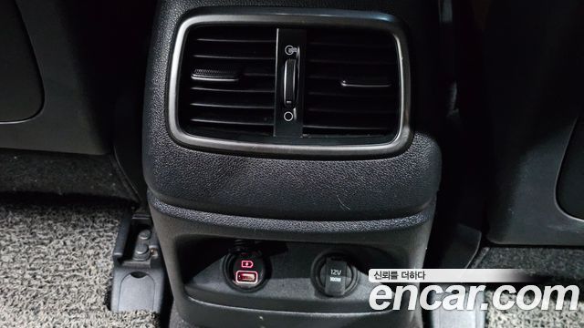 Kia Sorento 2017 — photo 30