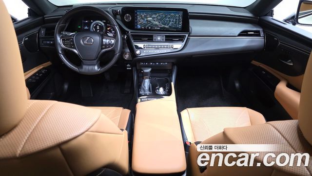 Lexus ES 2025 — photo 10