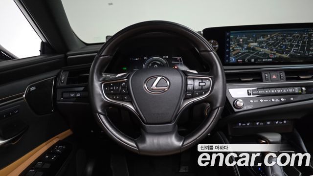 Lexus ES 2025 — photo 19