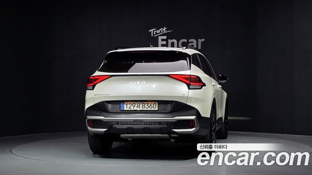 Kia Sportage 2022 — photo 4