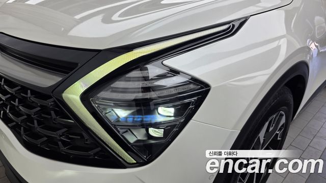 Kia Sportage 2022 — photo 8