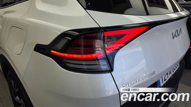 Kia Sportage 2022 — photo 9