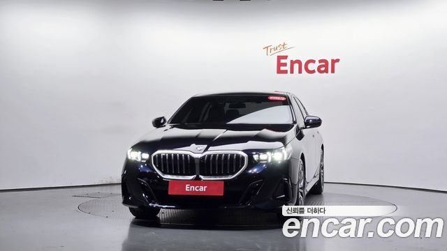 BMW 5-Series 2024 — photo 3