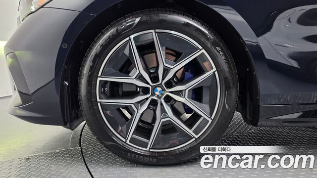 BMW 5-Series 2024 — photo 5