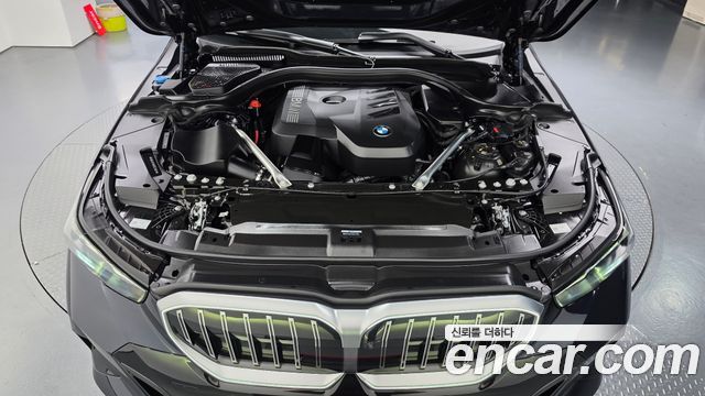 BMW 5-Series 2024 — photo 6