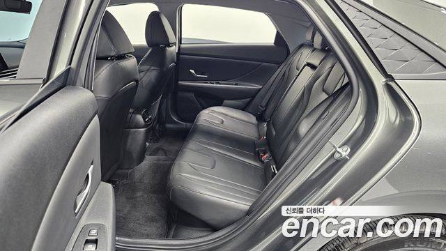 Hyundai AVANTE 2024 — photo 17
