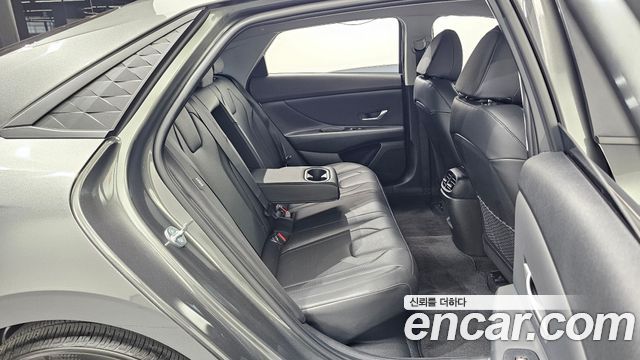 Hyundai AVANTE 2024 — photo 25