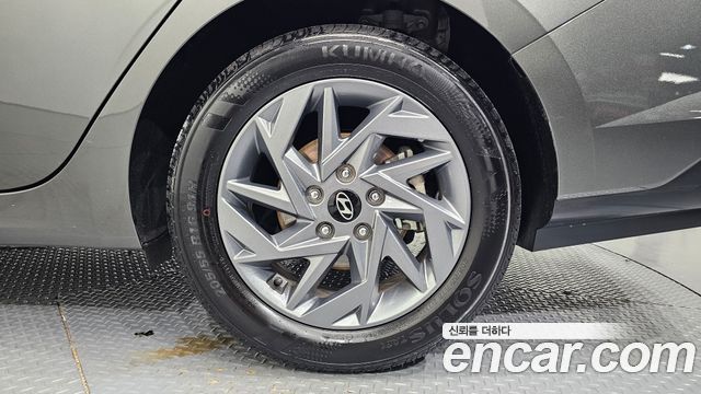 Hyundai AVANTE 2024 — photo 7
