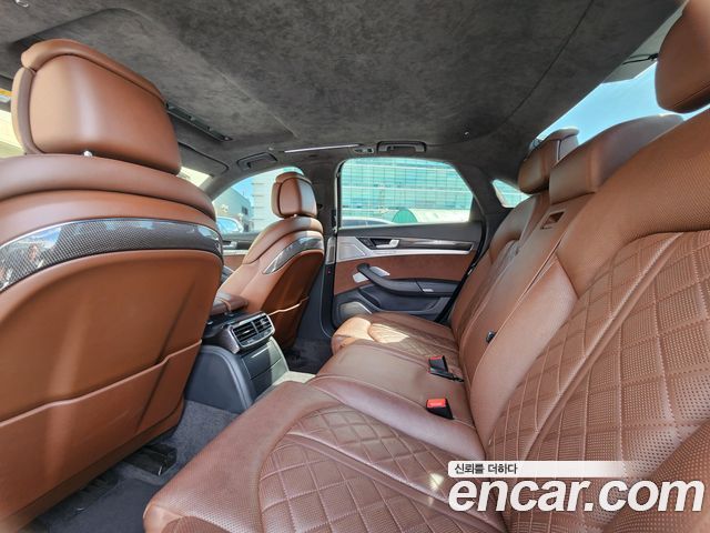 Audi S8 2015 — photo 6