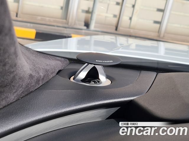 Audi S8 2015 — photo 8