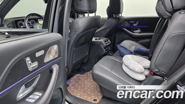 Mercedes-Benz GLS-Class 2025 — photo 18