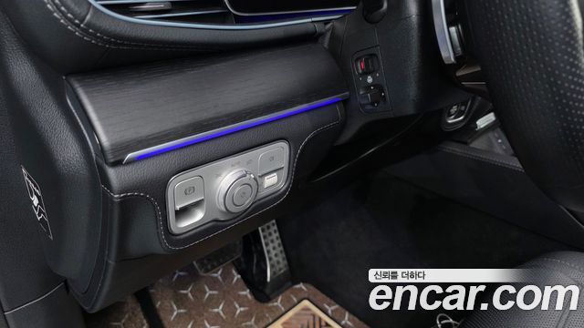 Mercedes-Benz GLS-Class 2025 — photo 25