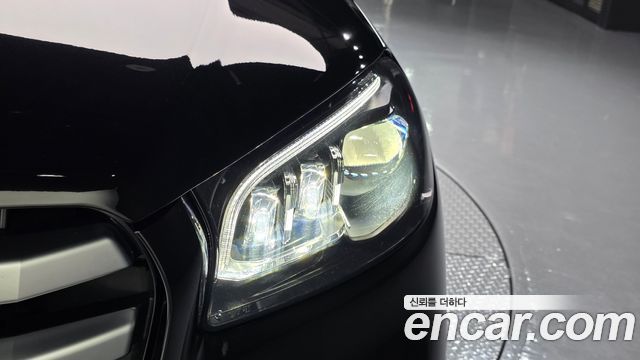 Mercedes-Benz GLS-Class 2025 — photo 8