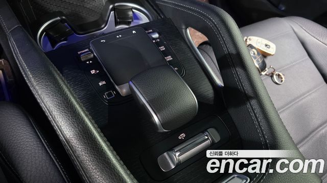 Mercedes-Benz GLS-Class 2025 — photo 27
