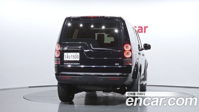 Land Rover Discovery 2014 — photo 4
