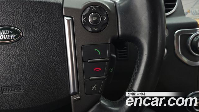 Land Rover Discovery 2014 — photo 32