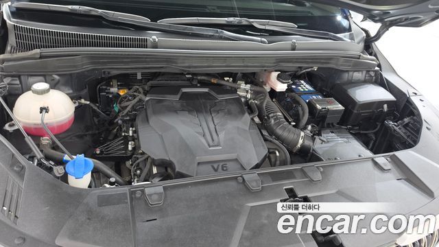Kia Canival 2023 — photo 6