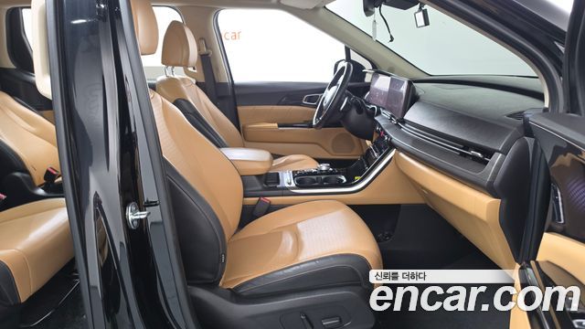 Kia Canival 2023 — photo 11