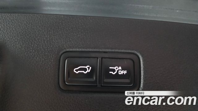 Kia Canival 2023 — photo 18