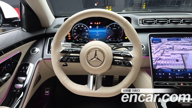 Mercedes-Benz S-Class 2023 — photo 19