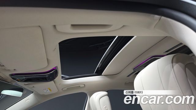 Mercedes-Benz S-Class 2023 — photo 24