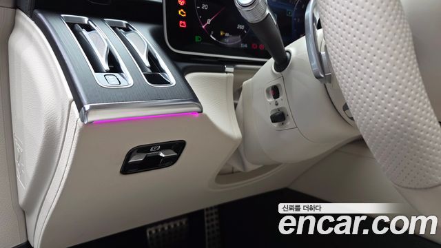 Mercedes-Benz S-Class 2023 — photo 30