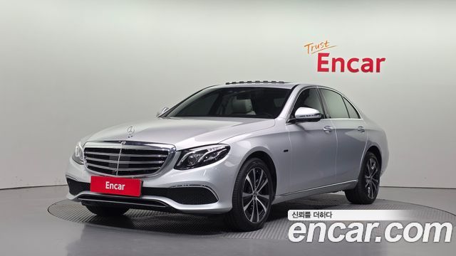 Mercedes-Benz E-Class 2020 — photo 1