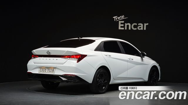 Hyundai AVANTE 2023 — photo 2