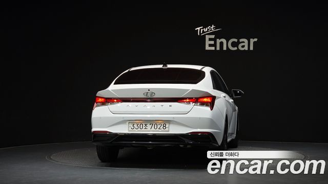 Hyundai AVANTE 2023 — photo 4