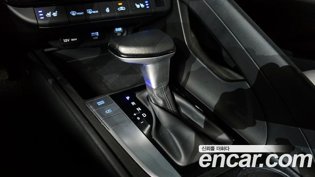 Hyundai AVANTE 2023 — photo 12