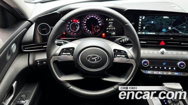 Hyundai AVANTE 2023 — photo 21