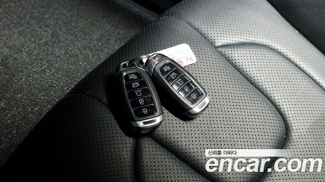 Hyundai AVANTE 2023 — photo 23