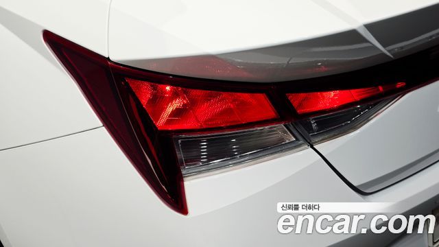Hyundai AVANTE 2023 — photo 9