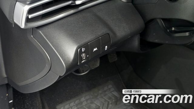 Hyundai AVANTE 2023 — photo 27