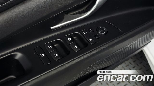 Hyundai AVANTE 2023 — photo 29