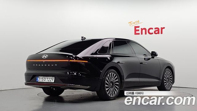 Hyundai Grandeur 2023 — photo 2