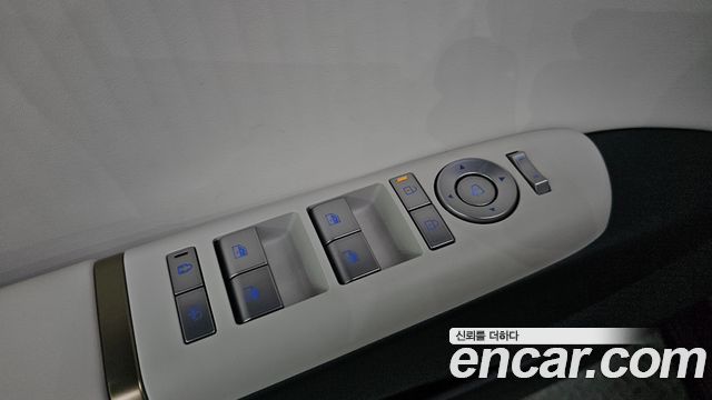 Hyundai Grandeur 2023 — photo 24