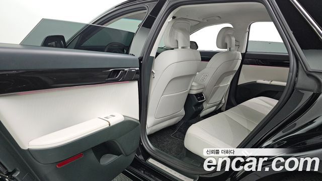 Hyundai Grandeur 2023 — photo 16