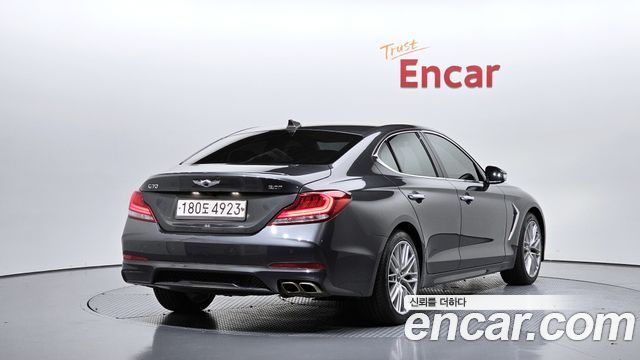 Genesis G70 2019 — photo 2