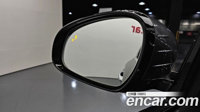 Genesis G70 2019 — photo 17