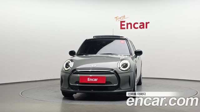 Mini Cooper 2022 — photo 3