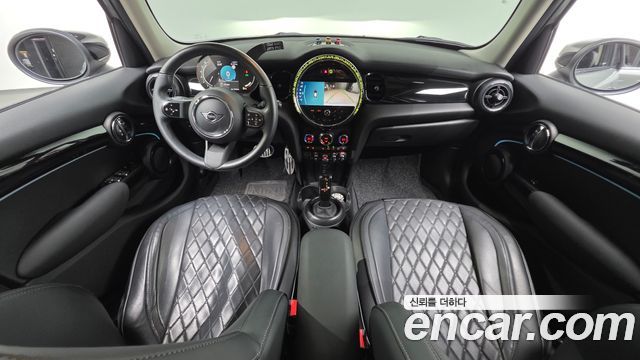 Mini Cooper 2022 — photo 7