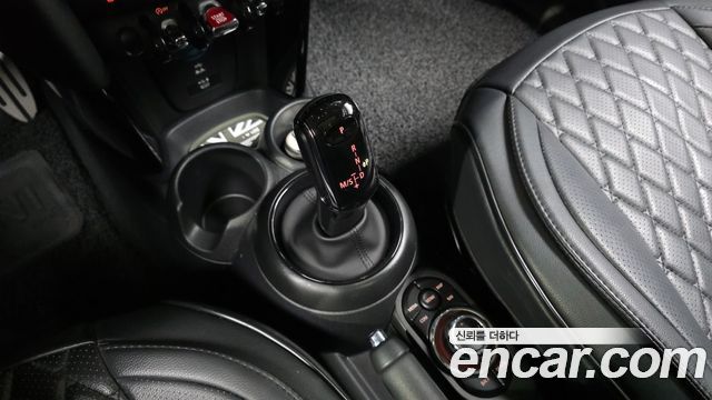 Mini Cooper 2022 — photo 9